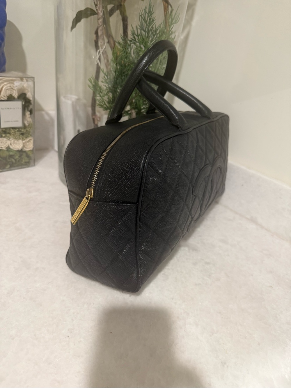 CHANEL Black Quilted caviar Leather Satchel with Top Handles bowling bag - Picture 4 of 9